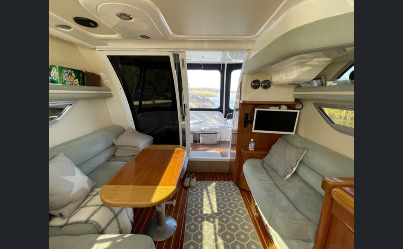 Sealine 33 Flybridge-kuva-3